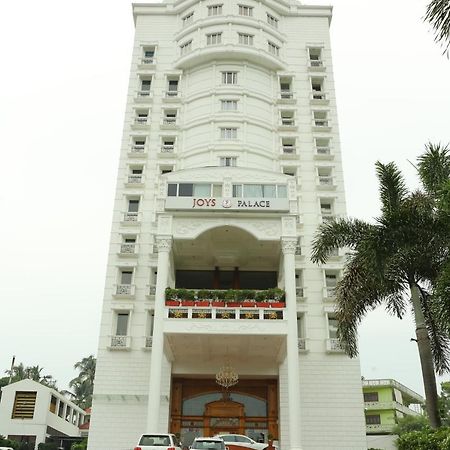 Joys Palace Hotel Thrissur Exterior photo